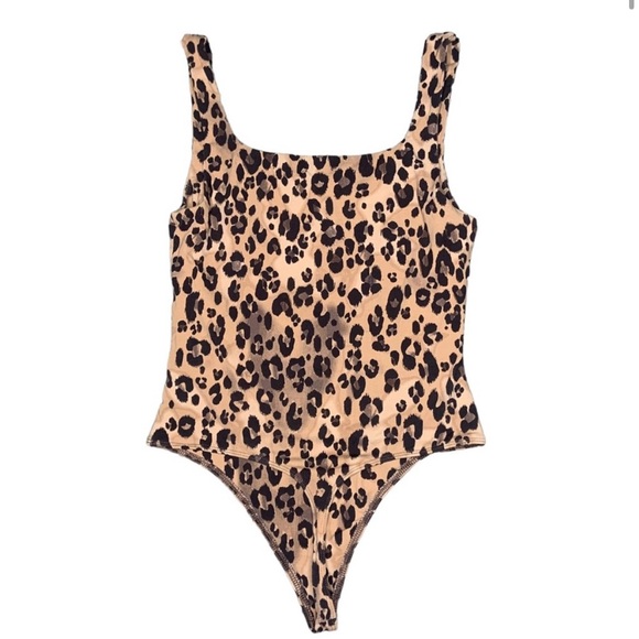 Babaton - Picture 4 of 7